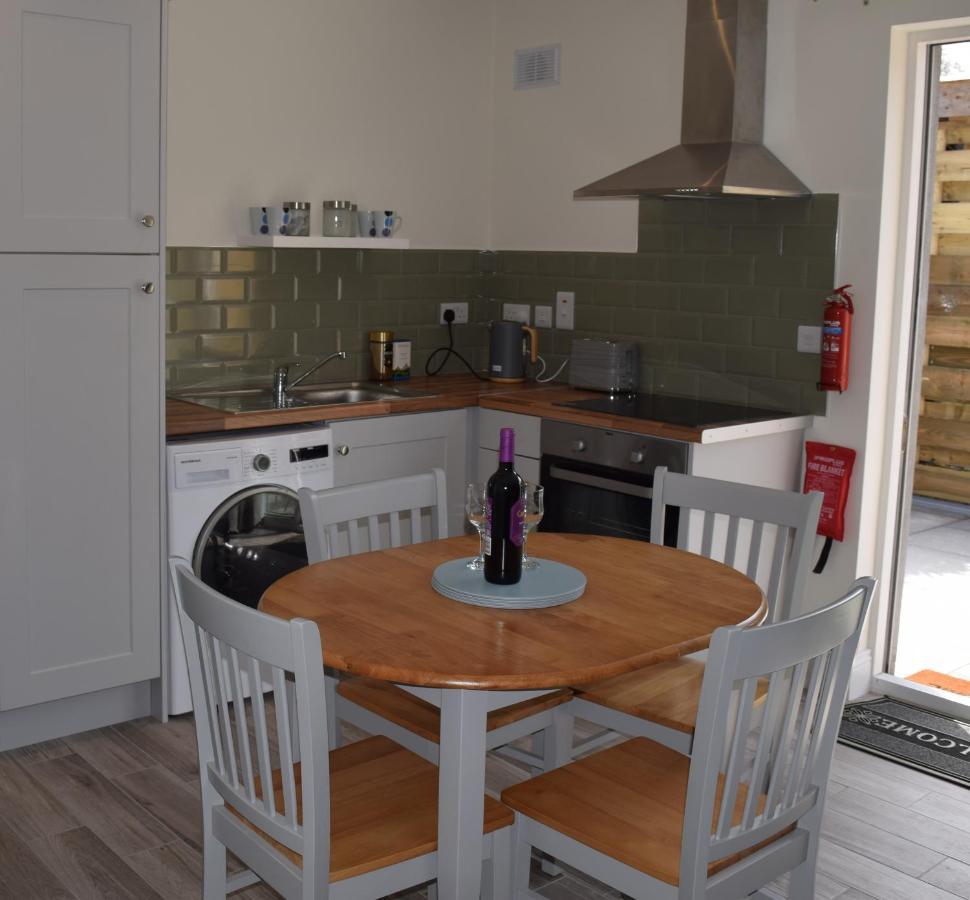 Orchard Grove Bed & Breakfast R21Rc58 Bagenalstown Bagian luar foto