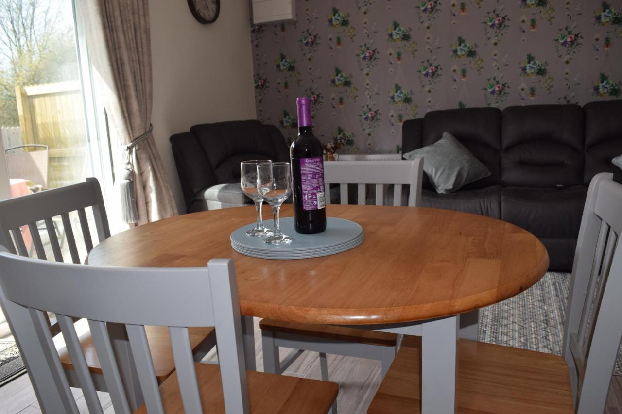Orchard Grove Bed & Breakfast R21Rc58 Bagenalstown Bagian luar foto