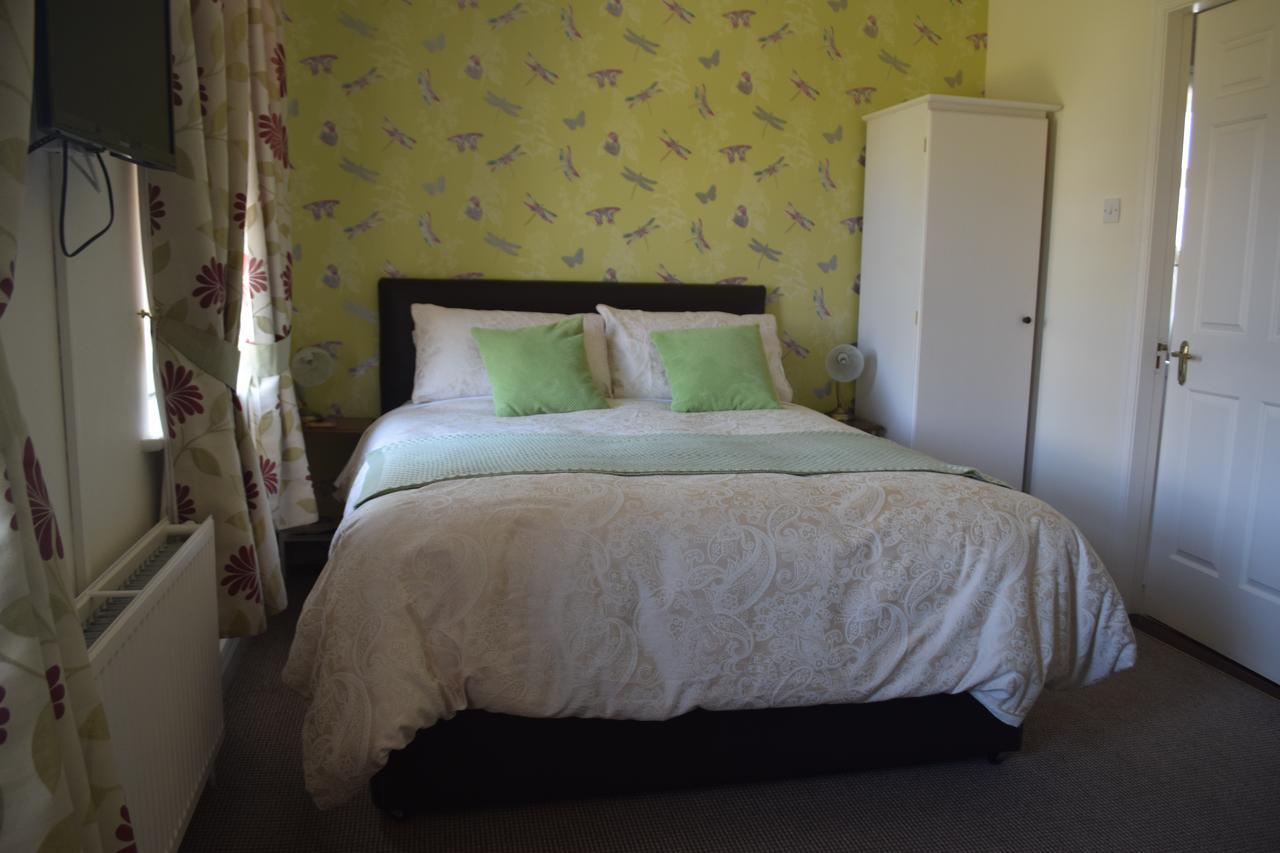 Orchard Grove Bed & Breakfast R21Rc58 Bagenalstown Bagian luar foto