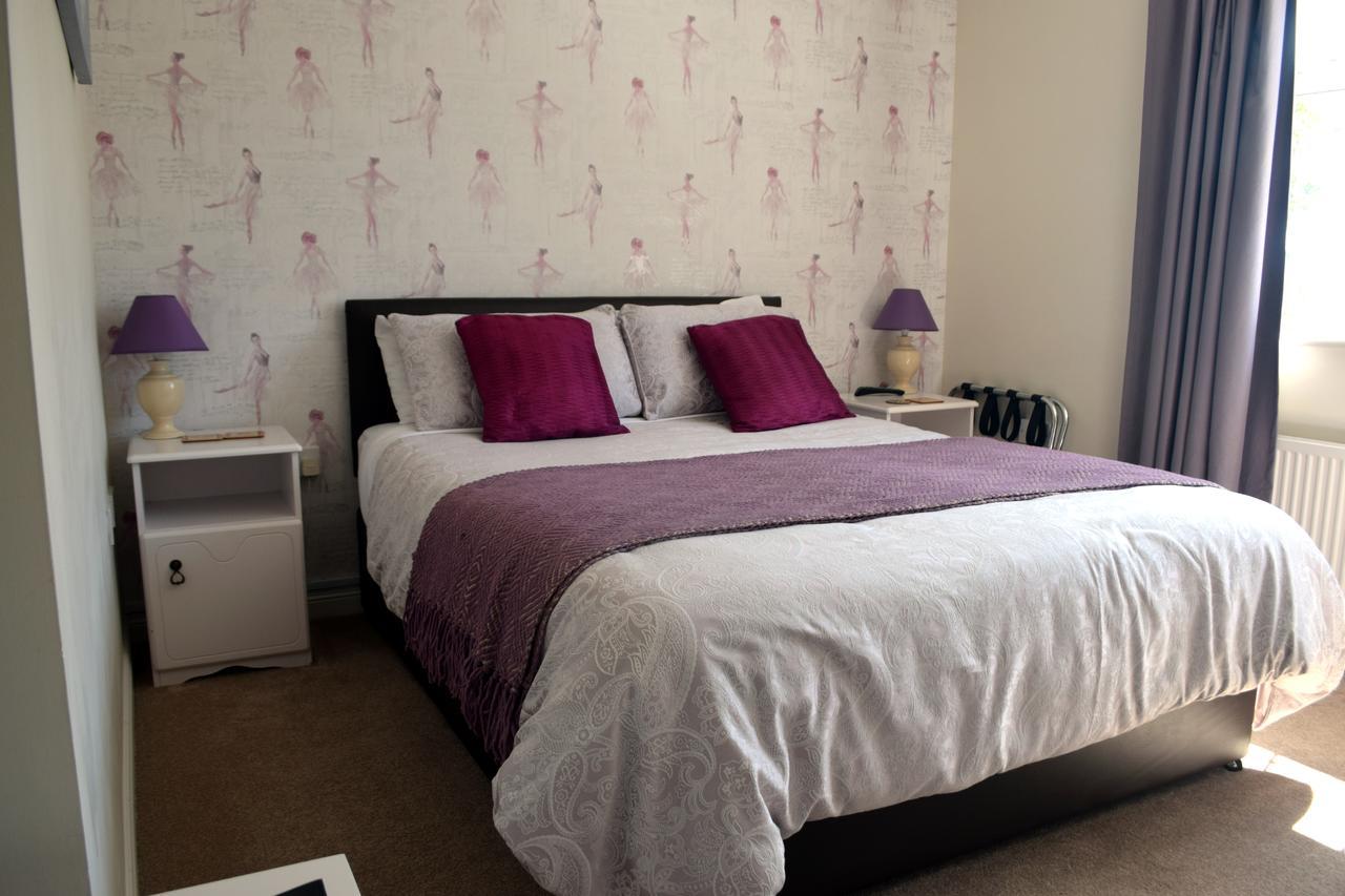 Orchard Grove Bed & Breakfast R21Rc58 Bagenalstown Bagian luar foto